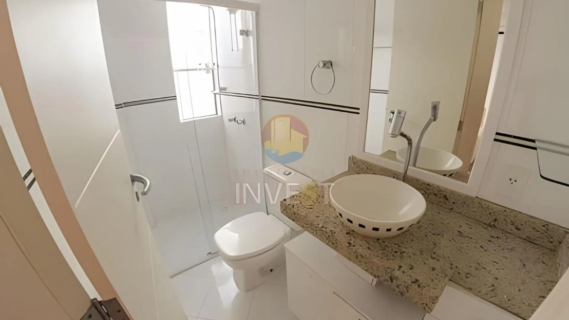 Amplo Apartamento Com 03 Suites. Bombinhas